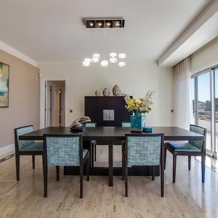 Penthouse T3 Olhos Agua Lejlighed