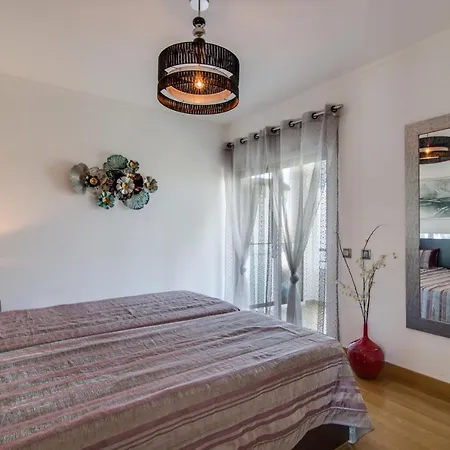 Penthouse T3 Olhos Agua Apartment *