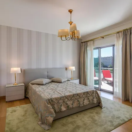 Penthouse T3 Olhos Agua Apartment